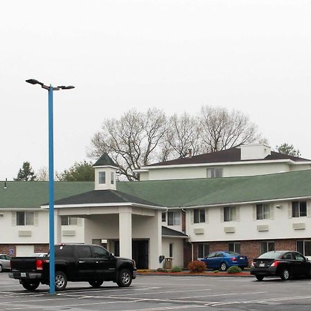 Motel 6 - Westborough Boston Northborough Экстерьер фото