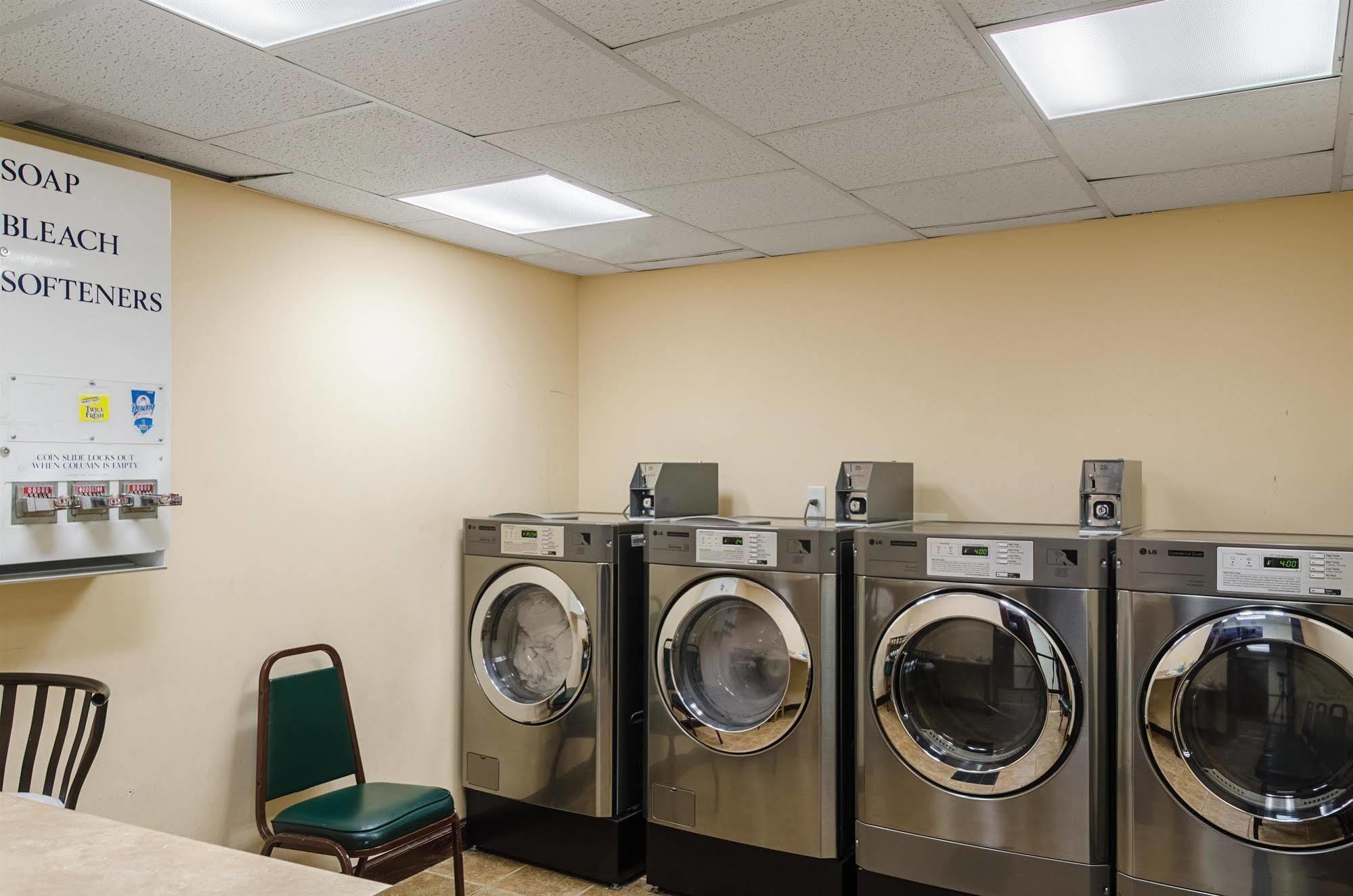 Motel 6 - Westborough Boston Northborough Экстерьер фото